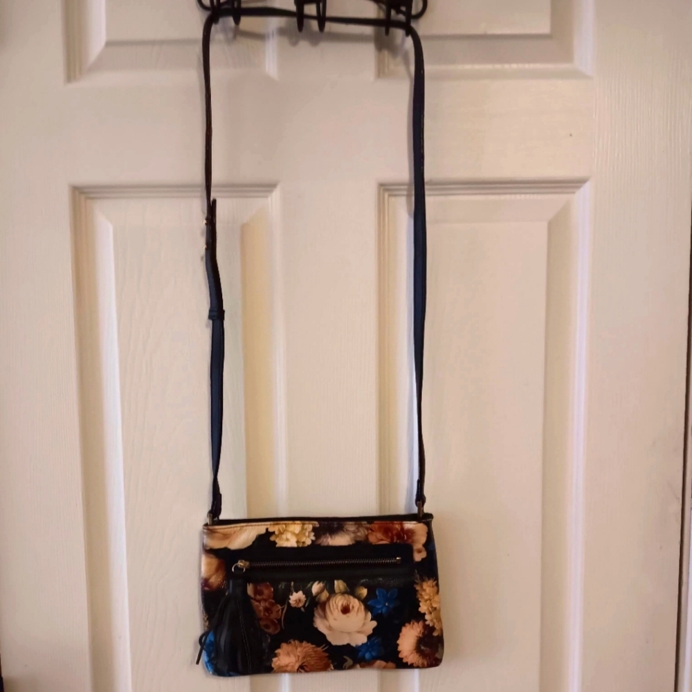 Halogen Nordstrom Floral Crossbody Bag - Picture 3 of 7